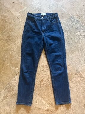 Abercrombie size 28/6L